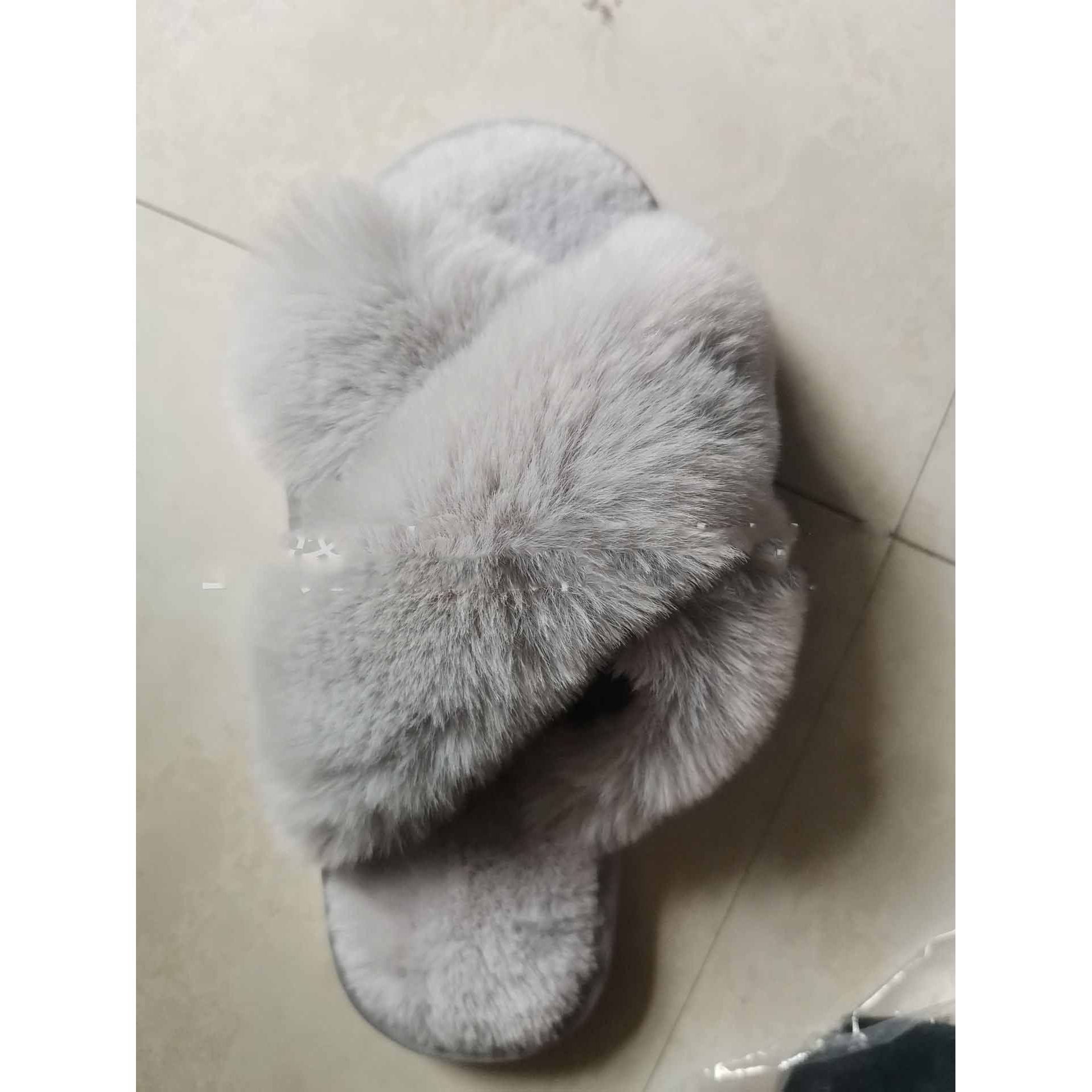 Women Fashion Warm Fluffy Slippers Cozy Faux Fur Cross Indoor Floor Slides Flat Soft Furry Ladies Female Celebrities Flip Flops